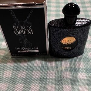 Yves Saint Laurent Black Opium Black  Mini Dab on 7.5 ml